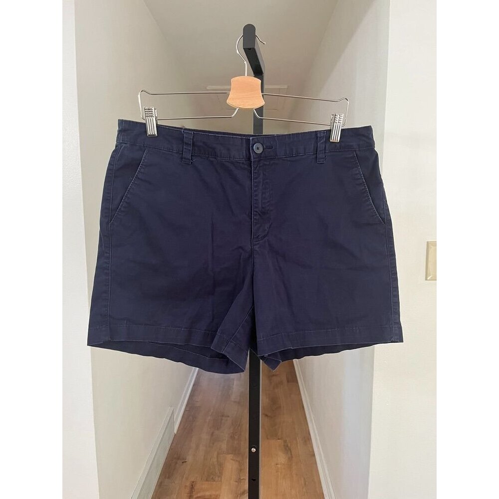 EUC a new day stretch short